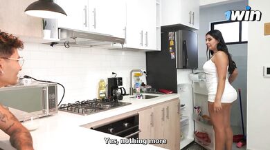 Dad Away I Destroy Big Ass Latina Housekeeper In His Bed Gushing