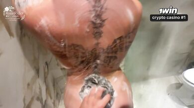 Horny Russian GF Deepthroats Rides Big Ass Gush Destroy