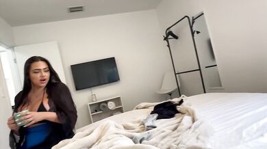 Big Ass Latina Stepmom Drains Huge Dick in Bed Temptation