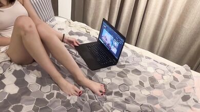 Caught 19yo GF Kotenoks Fingering Helped Destroy Her Pussy Raw
