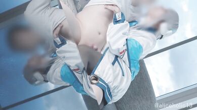 Blue Archive Cosplay Kazusa Noa Yuka Gushed Choked at Comiket