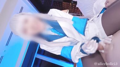 Blue Archive Cosplay Kazusa Noa Yuka Gushed Choked at Comiket