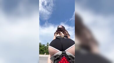 Pamlatina Jungle Fucked Big Ass MILF Chokes Cum Gush Face