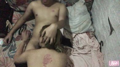 Pinay Creator Chokes Dick Then Gets Raw Creampie Oops Flood