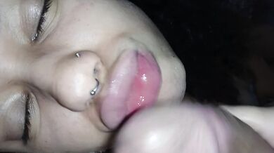 Thick lips swallow fast rough cum face handjob bdsm creampie blowjob