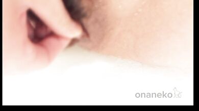 Big clit girl wet with juicy rub till climax