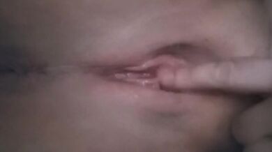 German girl at 1am fingers squeezed by Satisfyer Pro 2 her cries wet pussy slaps masturbation solo orgasm