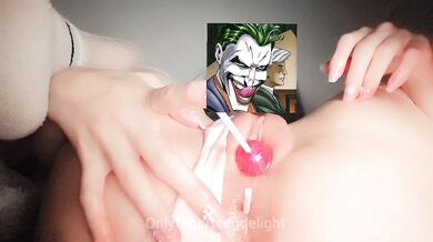 Goth girl rubs candy deep between thick thighs until her big climax squirts