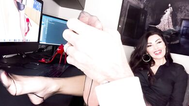 Office secretary gets ass on desk deepthroating huge black cock