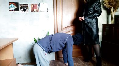 Mistress forces slave to lap her golden shower from a bowl