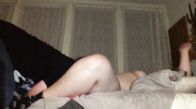 Blonde teen with glasses gets loud creampie this Christmas