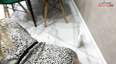Step mom froze with cancer she doesn’t notice me unload inside