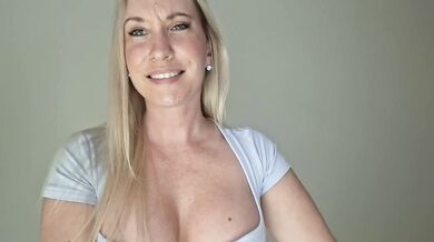 Brittibratti Blonde MILF Facetime Catches Jerking JOI Cum Ruin