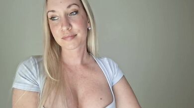 Brittibratti Blonde MILF Facetime Catches Jerking JOI Cum Ruin