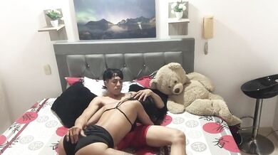 SIL Crashes Room Sexy Outfit Grinds Dry Humps to Gushing Cum Flood