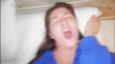 Stepbro Boner Destroys Waldemaria's First Anal Therapy Gush