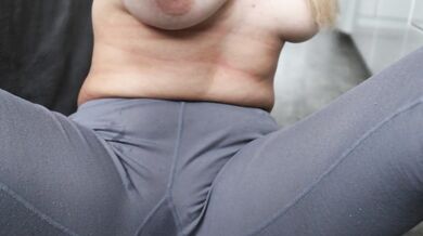 Dripping wet yoga pants get ruined as cum floods leggins