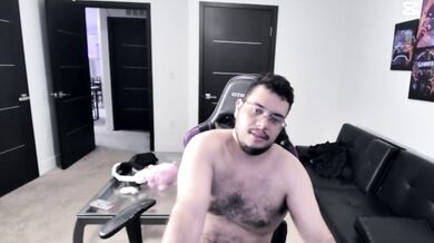 Fat Guy Fills Pretty Pinay Student With Hot Cum
