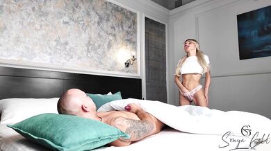 Stepsis Catches Bro Jerking Fucks Bubble Butt Cowgirl Gushfest